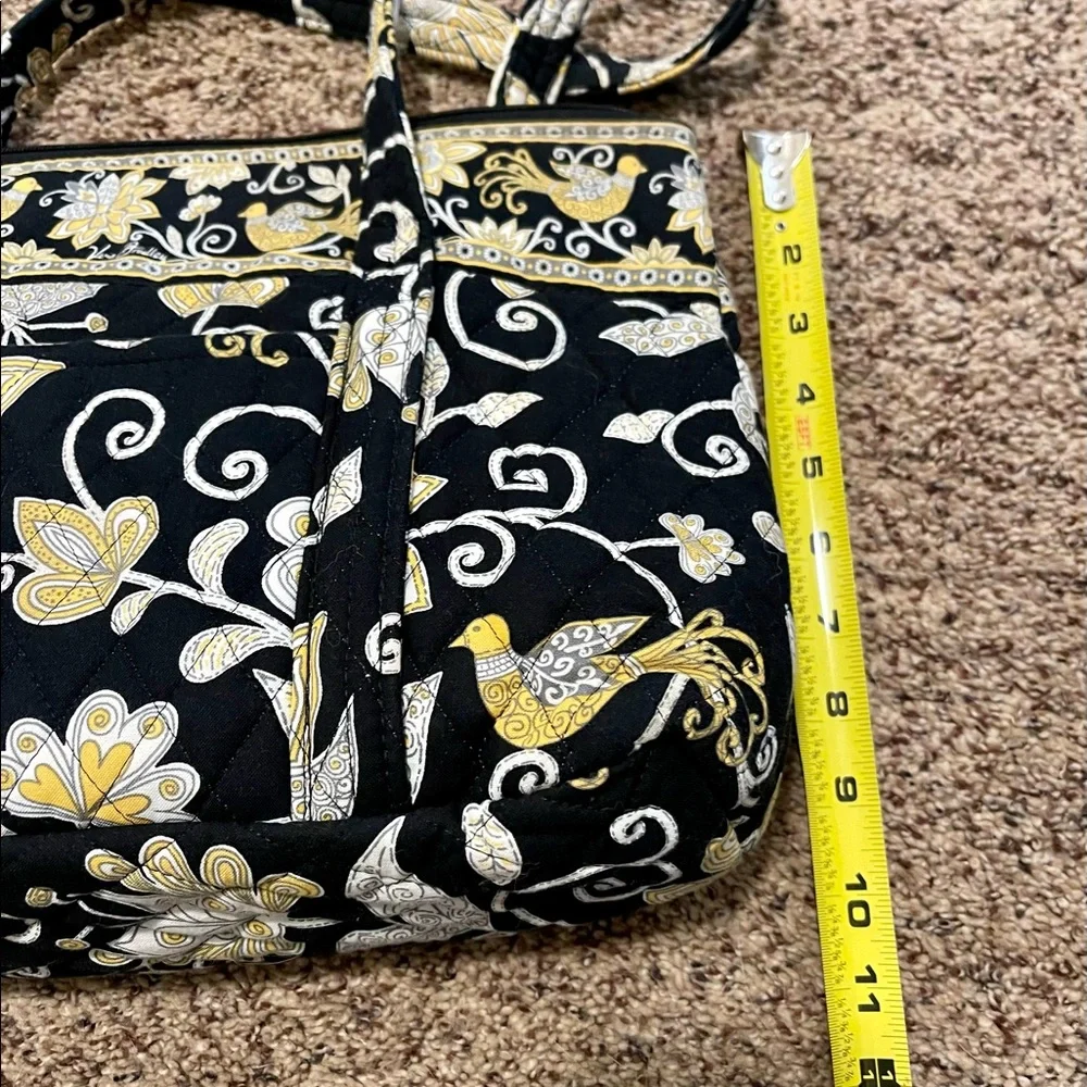 ❤️HOST PICK❤️…Vera Bradley Yellow Bird Shoulder Bag